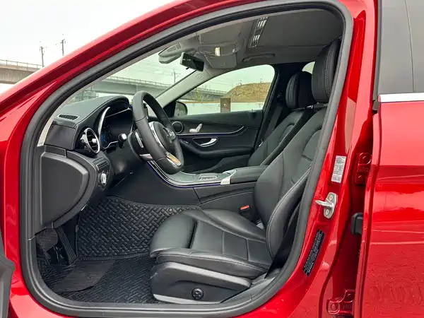 Mercedes-Benz C-Class 2020