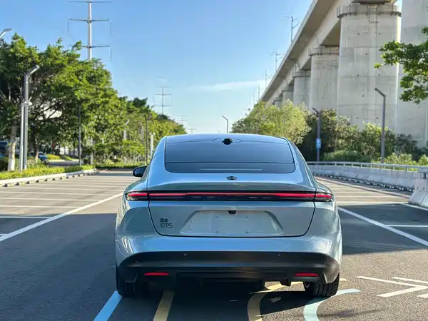 NIO ET5 2023