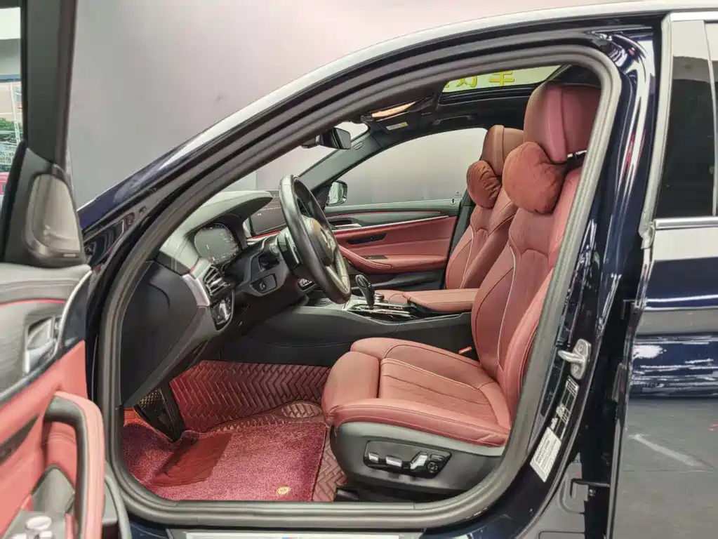 BMW 5 Series 2023