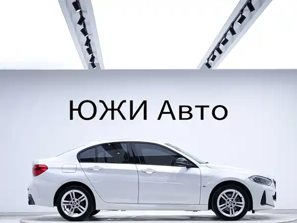 BMW 1 Series 2022
