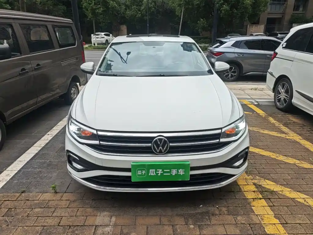 Volkswagen Bora 2023