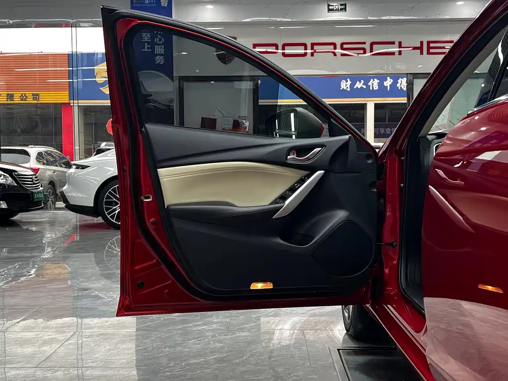 Mazda Atenza 2015 — фото 11