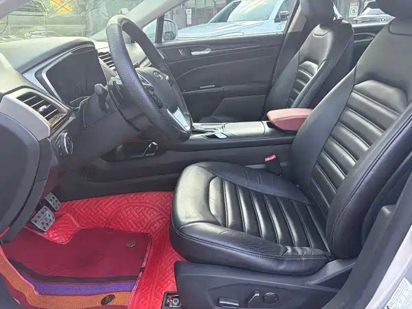 Ford Mondeo 2014