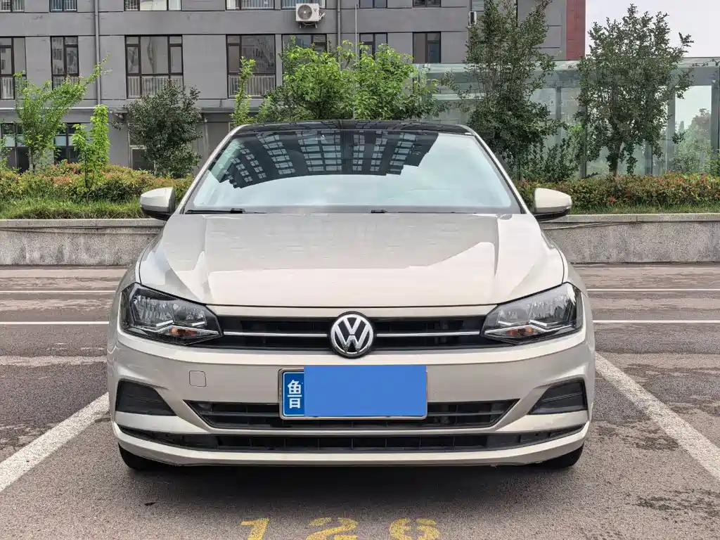 Volkswagen Polo 2021