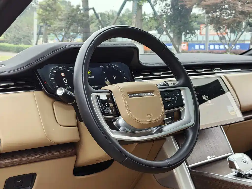 Land Rover Range Rover 2024 — фото 10