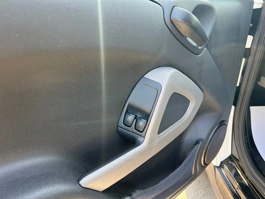 smart Fortwo 2015 — фото 10