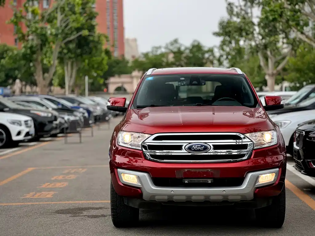 Ford Everest 2017 — фото 2