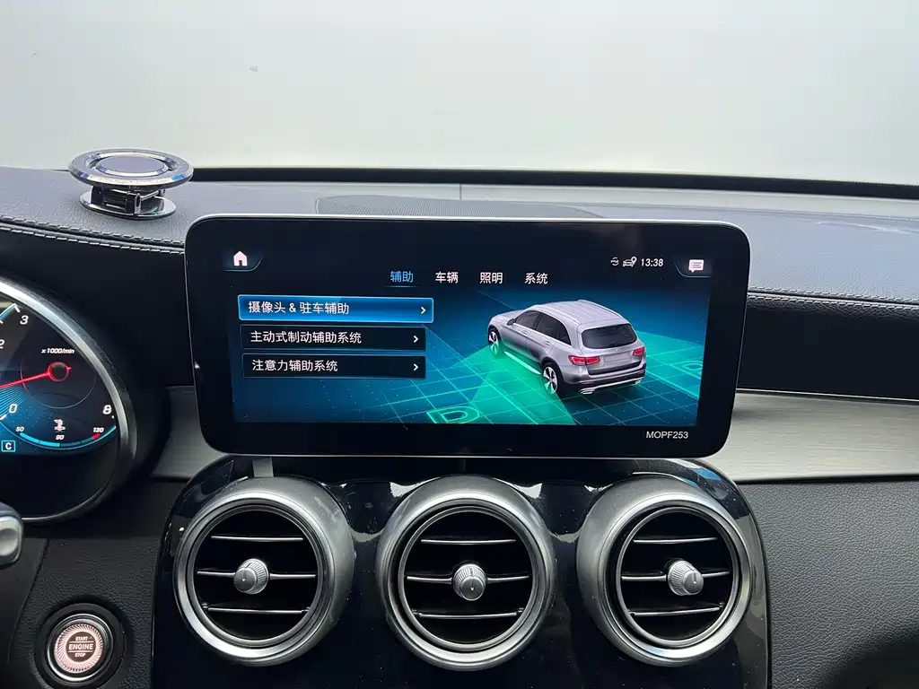 Mercedes-Benz GLC 2021 — фото 16