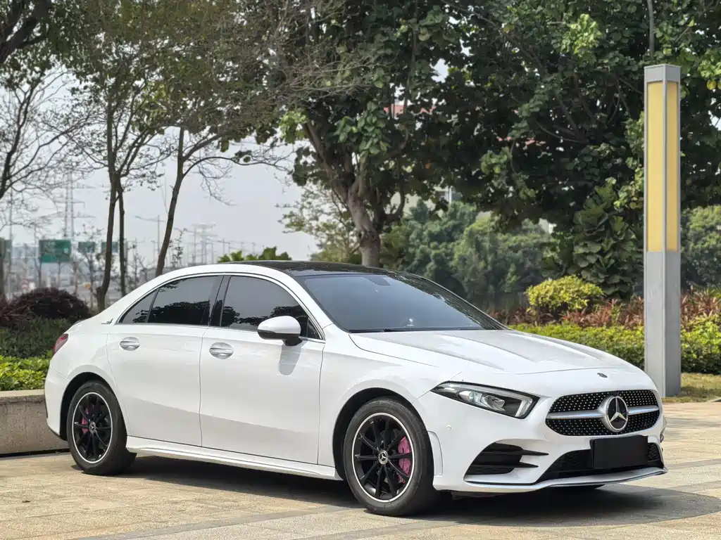 Mercedes-Benz A-Class 2021 — фото 3
