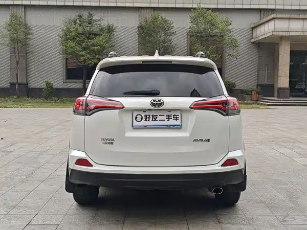 Toyota RAV4 2016