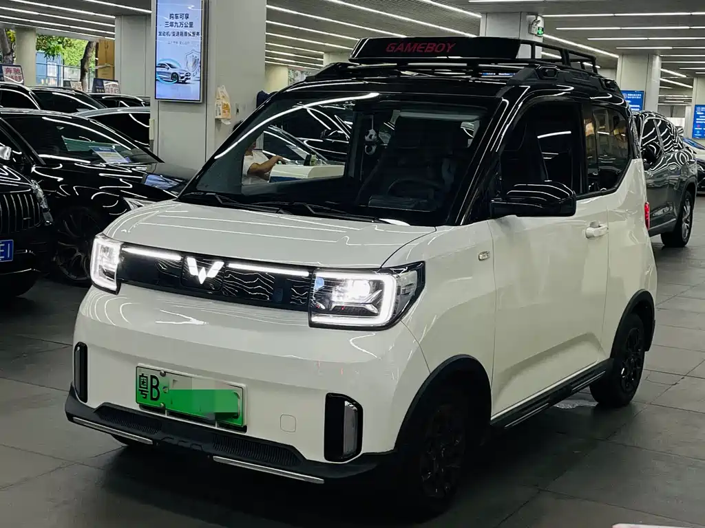 Wuling MINIEV 2022 — фото 1