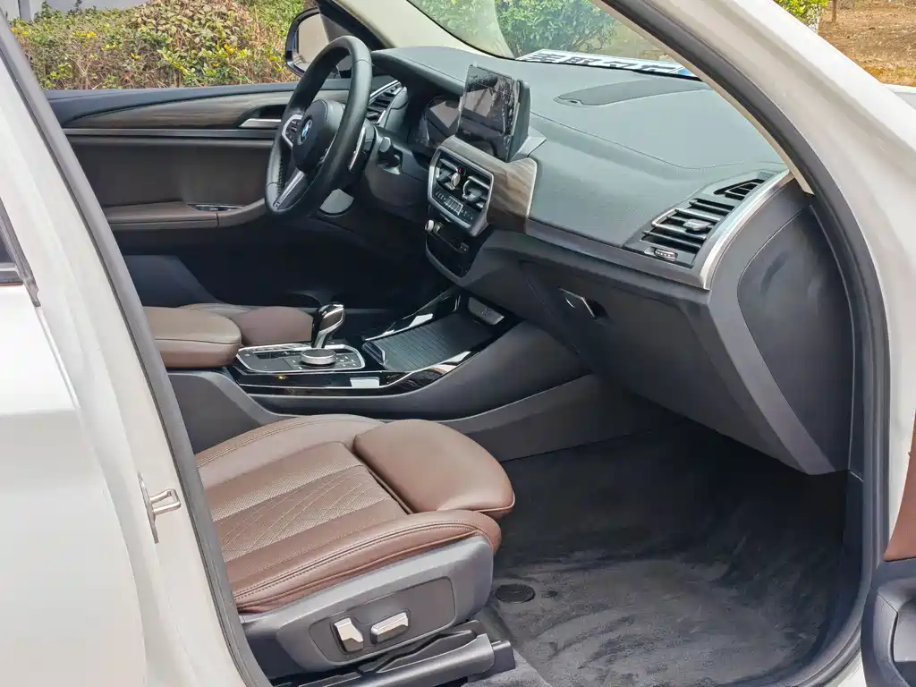 BMW X3 2022 — фото 14