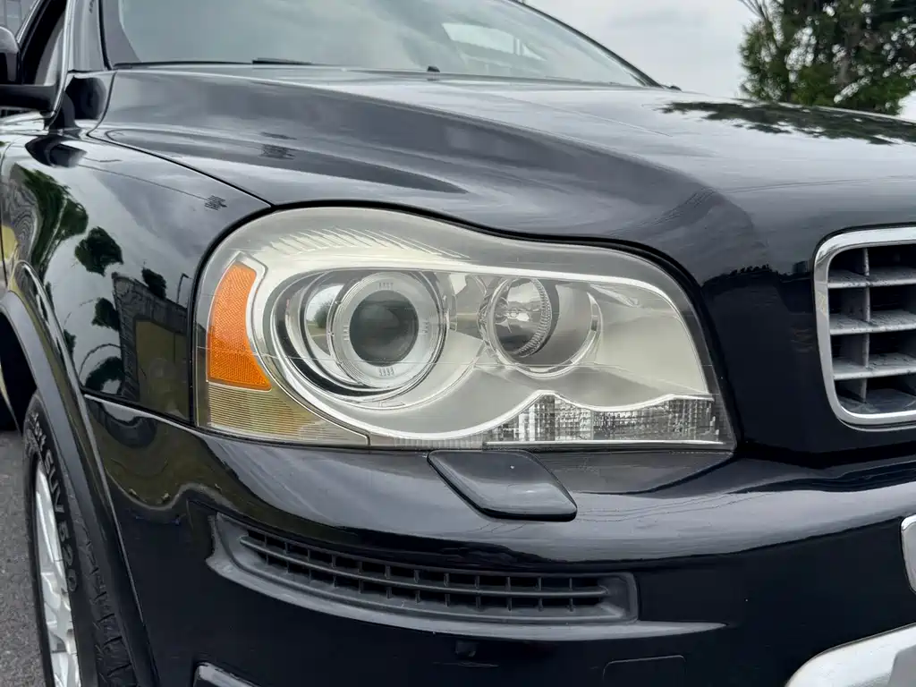 Volvo XC90 2014 — фото 18
