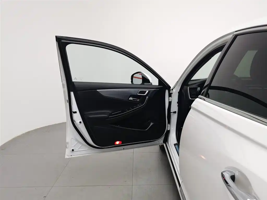 Honda Spirior 2015 — фото 8