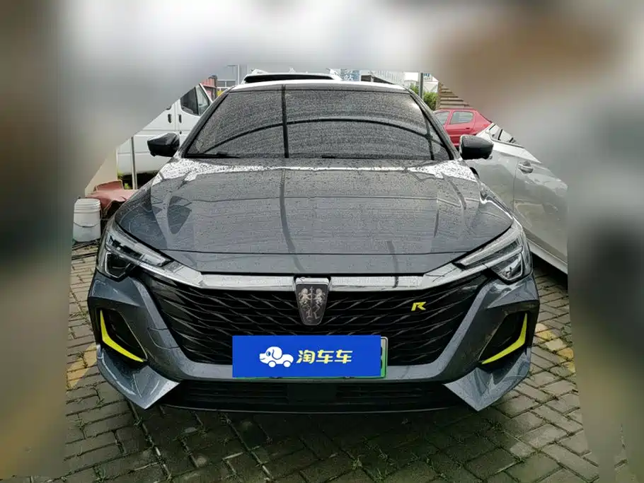 Roewe MAX 2022