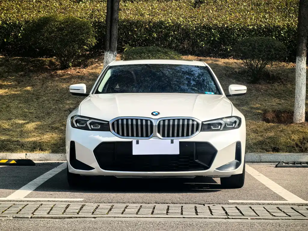 BMW 3 Series 2024