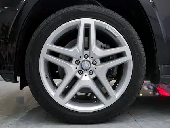 Mercedes-Benz GL-Class 2015