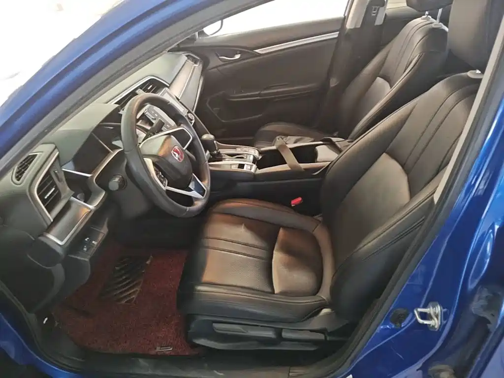 Honda Civic 2018 — фото 15