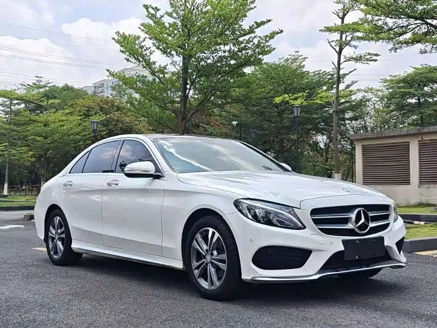 Mercedes-Benz C-Class 2017 — фото 1