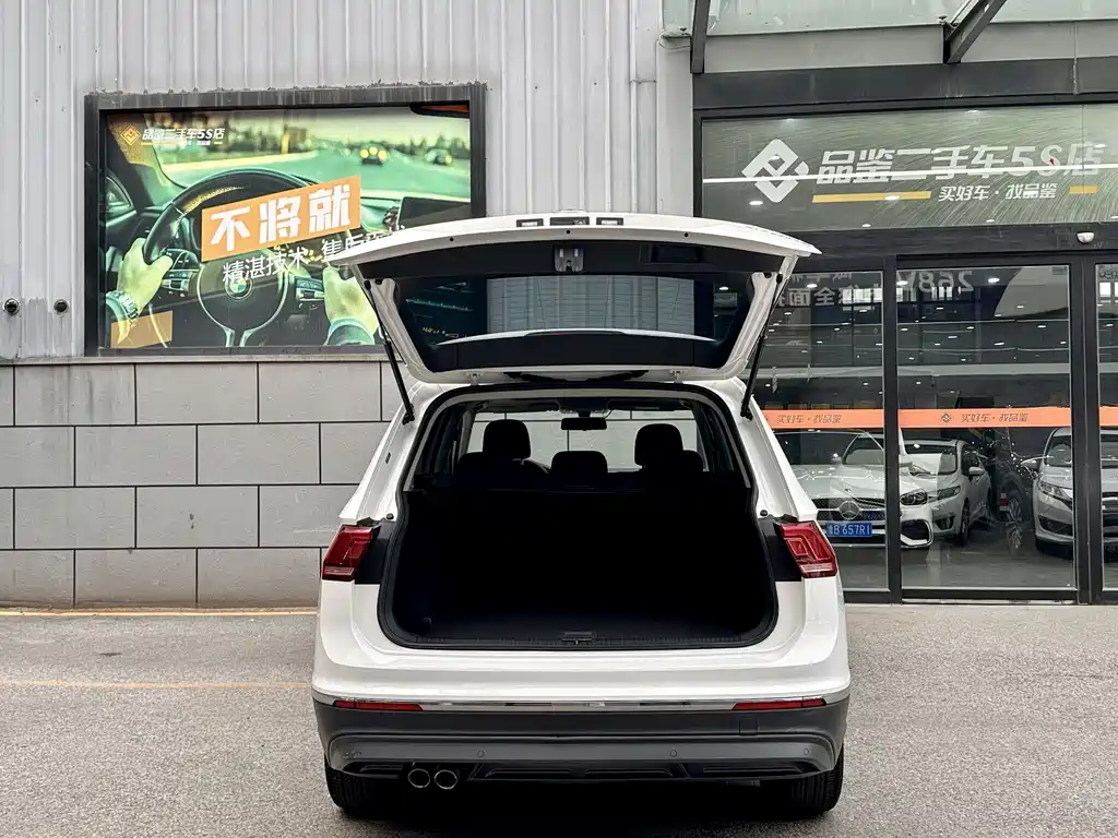 Volkswagen Tiguan L 2019 — фото 4