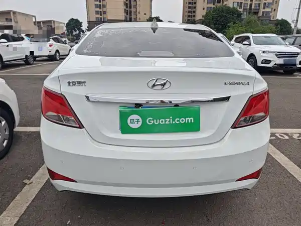 Hyundai Accent 2014