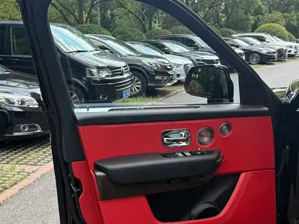 Rolls-Royce Cullinan 2018