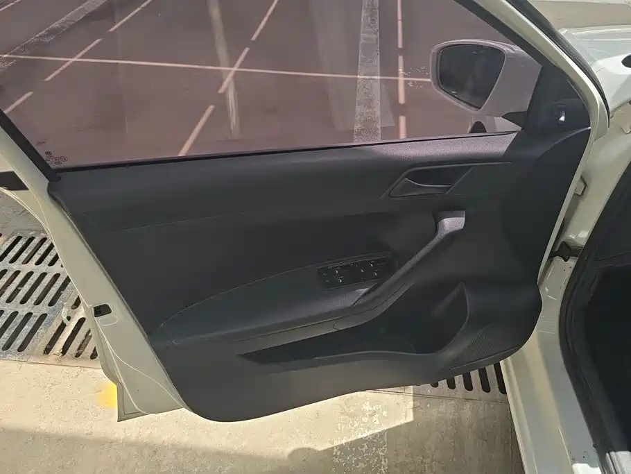 Volkswagen Jetta 2014