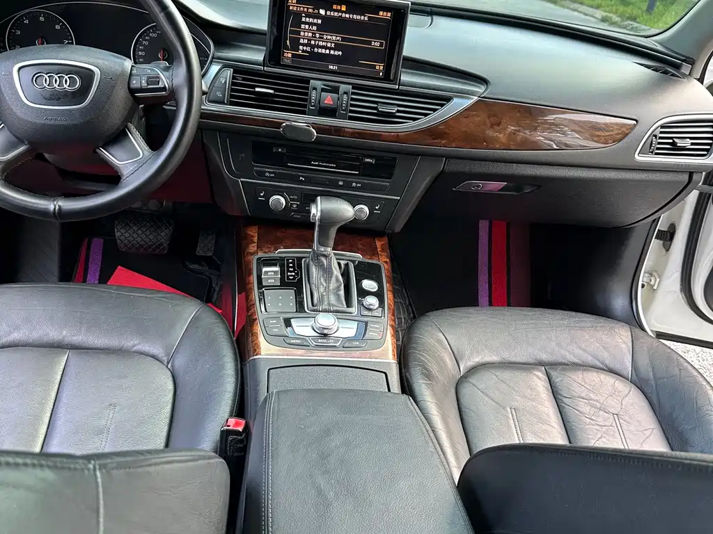 Audi A6L 2015 — фото 16