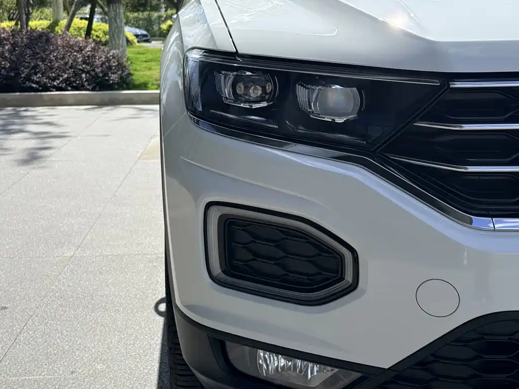 Volkswagen T-Roc 2022 — фото 10