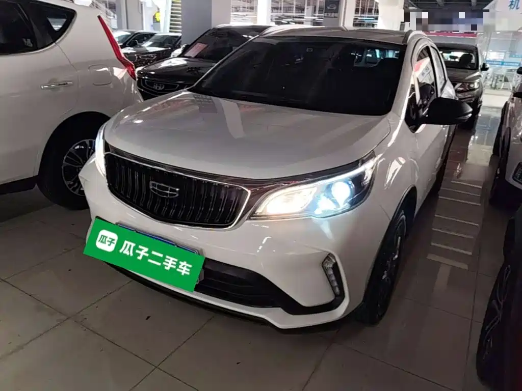 Geely Vision X3 2021 — фото 2