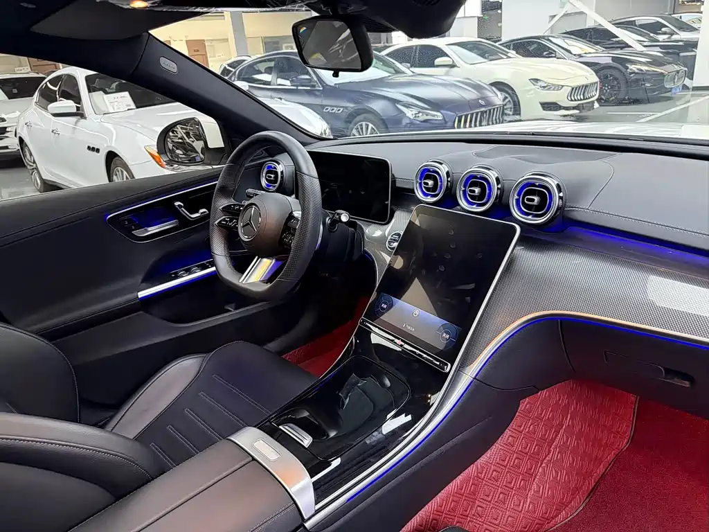 Mercedes-Benz C-Class 2023 — фото 15