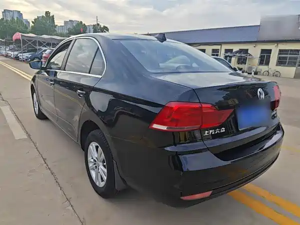 Volkswagen Santana 2016