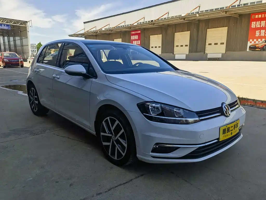 Volkswagen Golf 2020