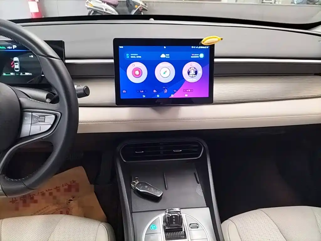 BYD Seal 05 DM-i 2025 — фото 9