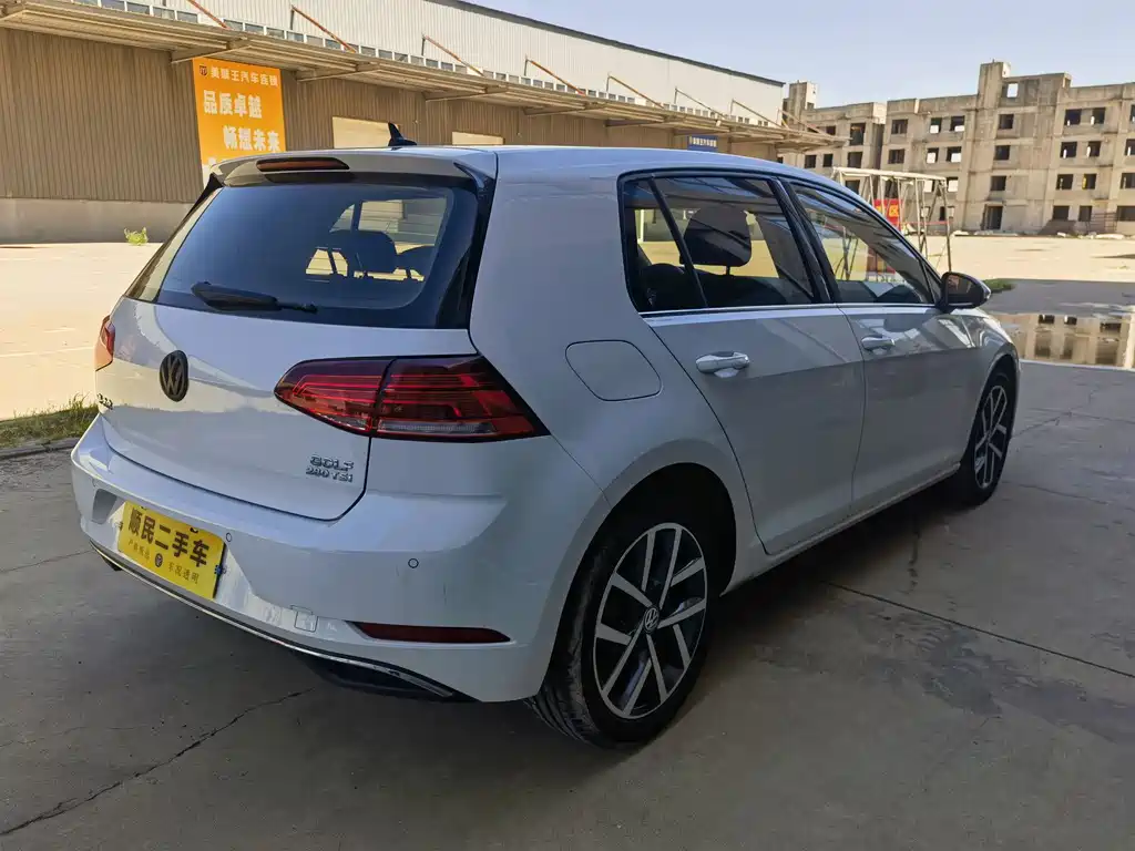Volkswagen Golf 2020
