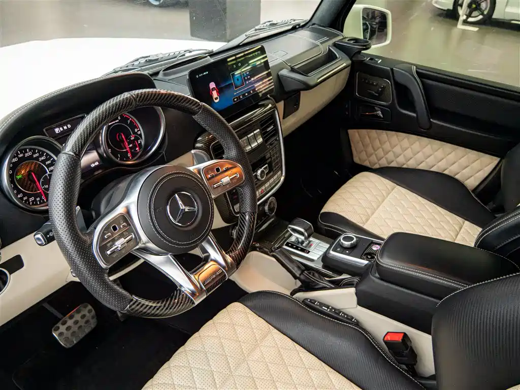 Mercedes-Benz G-Class AMG 2016 — фото 31