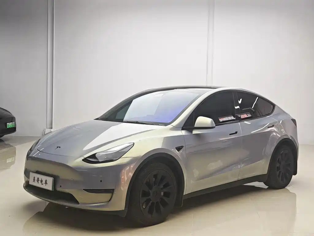Tesla Model Y 2022 — фото 1