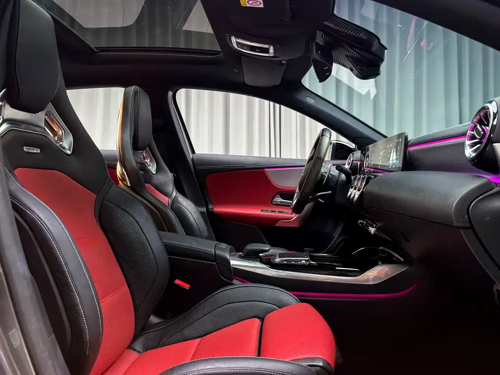 Mercedes-Benz A-Class AMG 2021 — фото 12