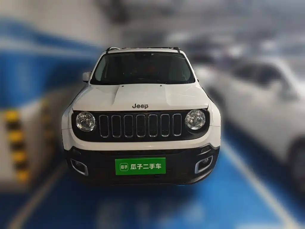 Jeep Renegade 2017 — фото 2