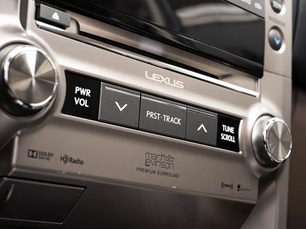 Lexus GX 2022 — фото 18