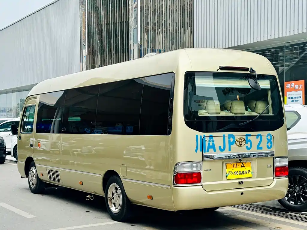 Toyota Coaster 2021 — фото 4