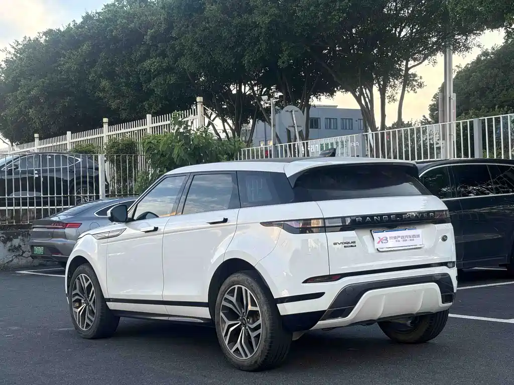 Land Rover Evoque 2020