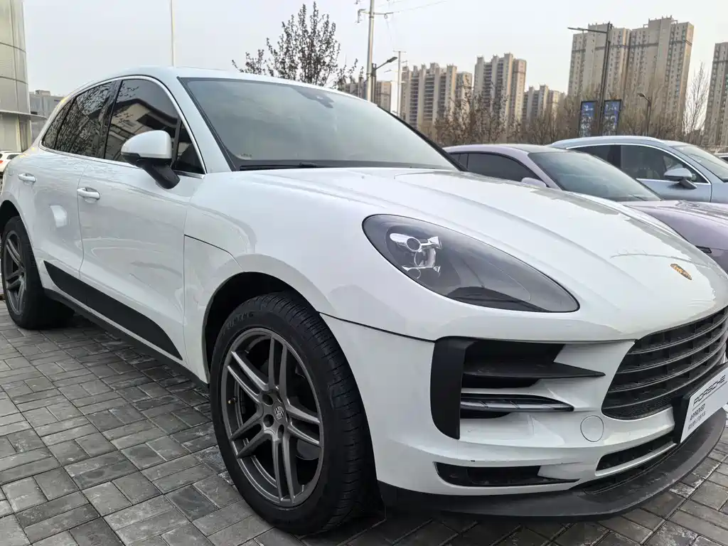 Porsche Macan 2019 — фото 16