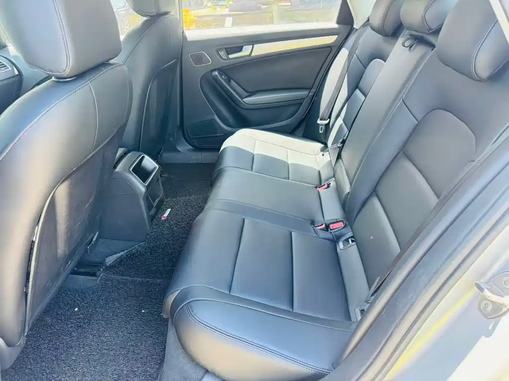 Audi A4L 2013