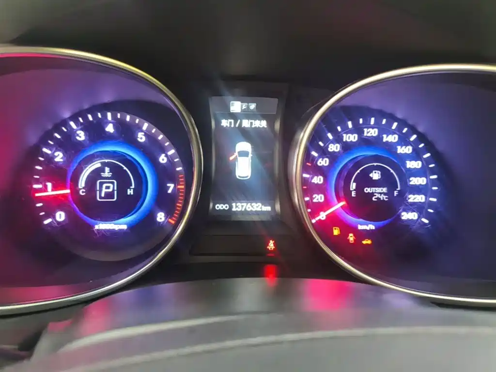 Hyundai Santa Fe 2016 — фото 18
