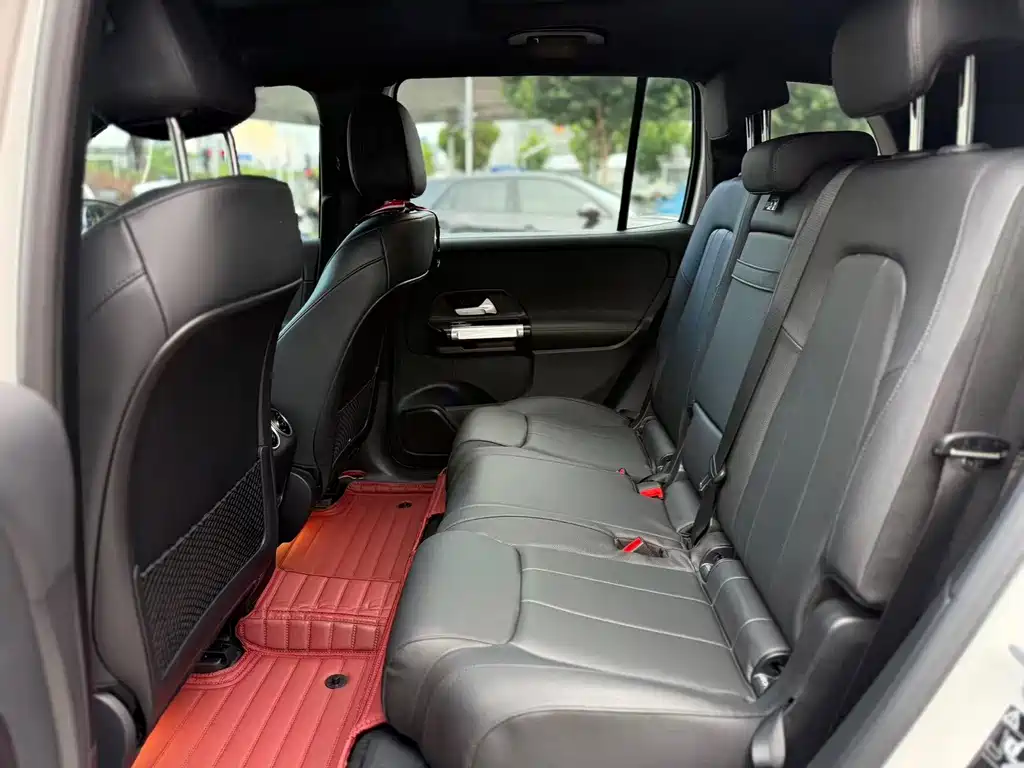 Mercedes-Benz EQB 2023