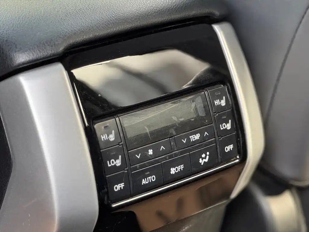 Toyota Prado 2018 — фото 21