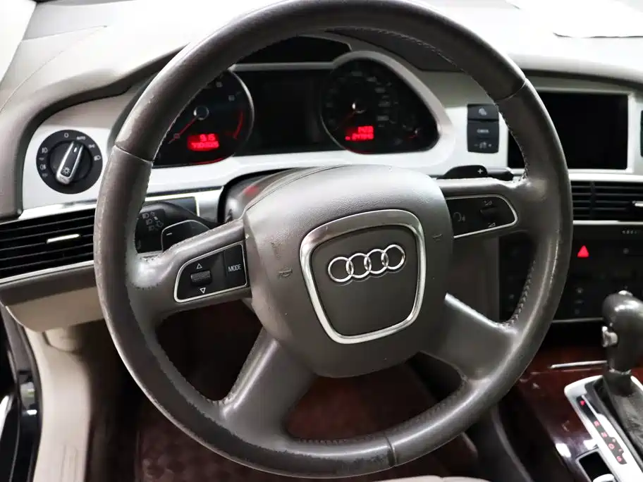 Audi A6L 2012 — фото 13