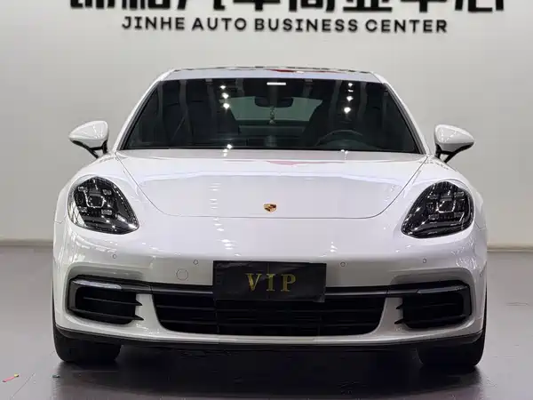 Porsche Panamera 2018