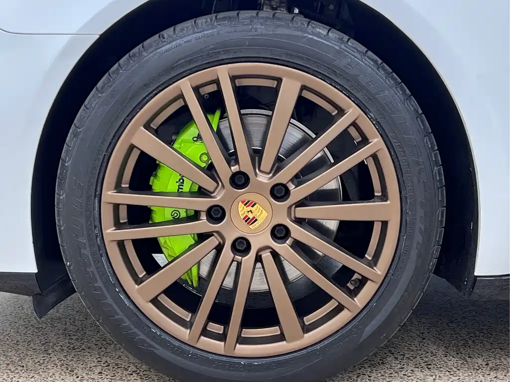 Porsche Panamera 2017 — фото 12